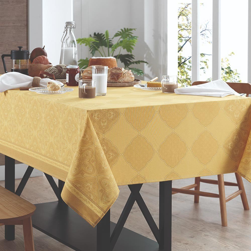 toalha de mesa ornate