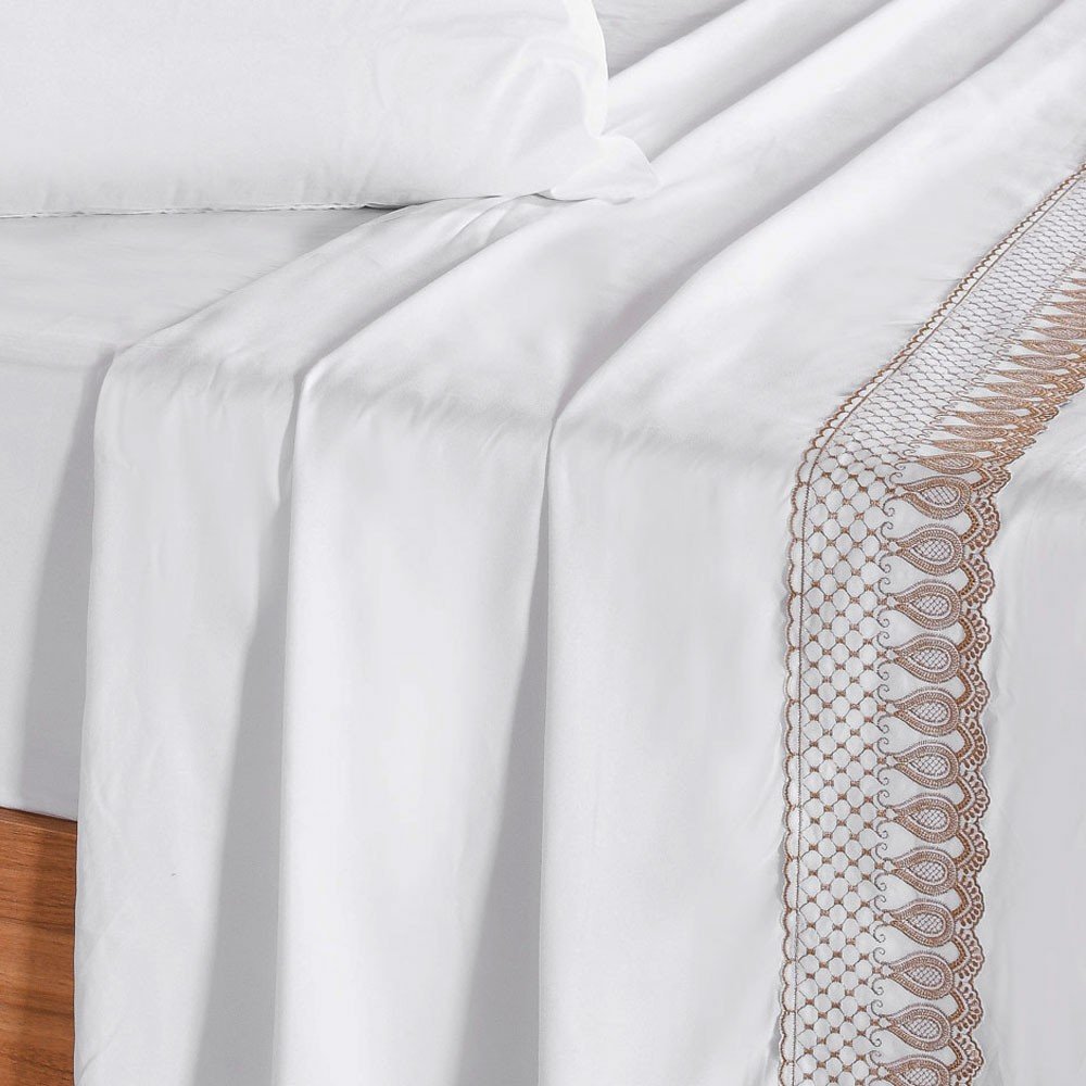 cama branco com bege3