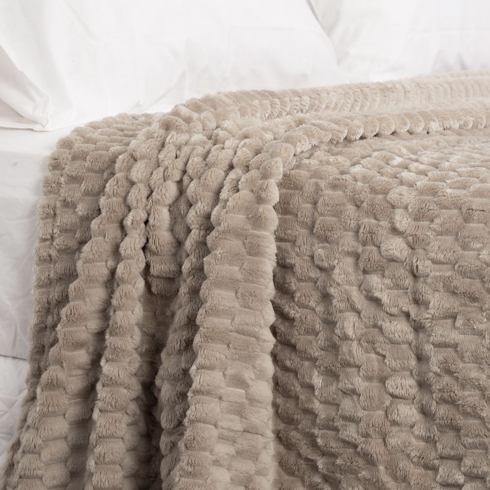 Cobertor de Microfibra Jacquard Solteiro com Toque de Seda Blanket